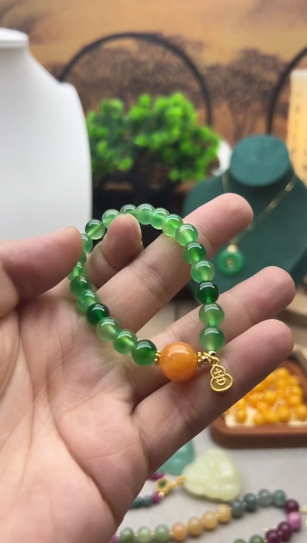翡翠14K金镶嵌耳饰S626