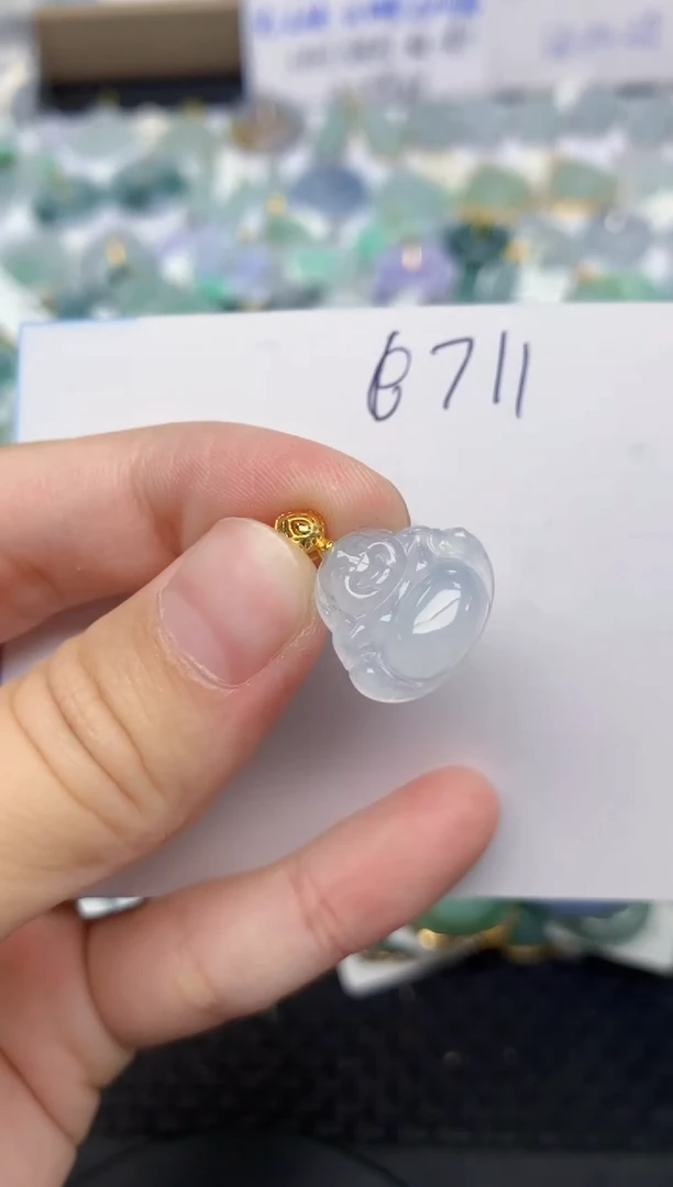 翡翠未镶嵌颈饰天然缅甸A货翡翠