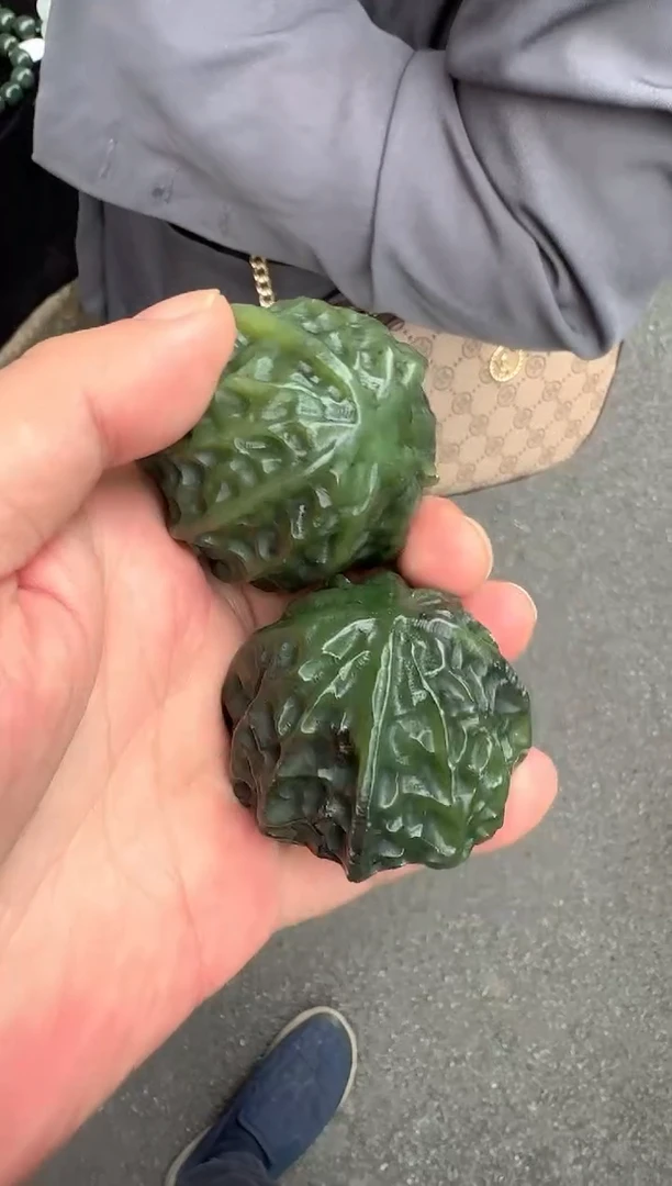 颈饰未镶嵌和田玉把件多样性发一对