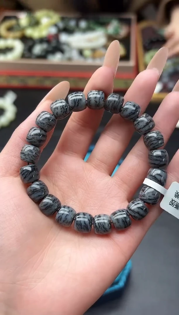 未镶嵌手串和田玉董小姐推荐 多样性发货 拍一发一tb10