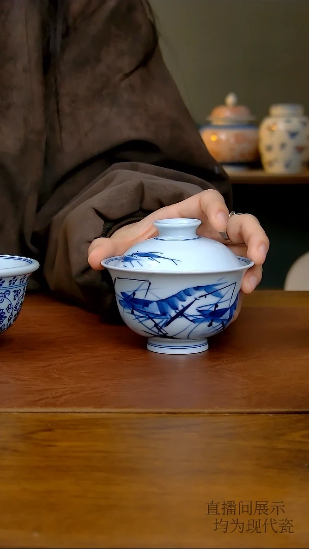 其他瓷额*额写意虾趣两才盖碗