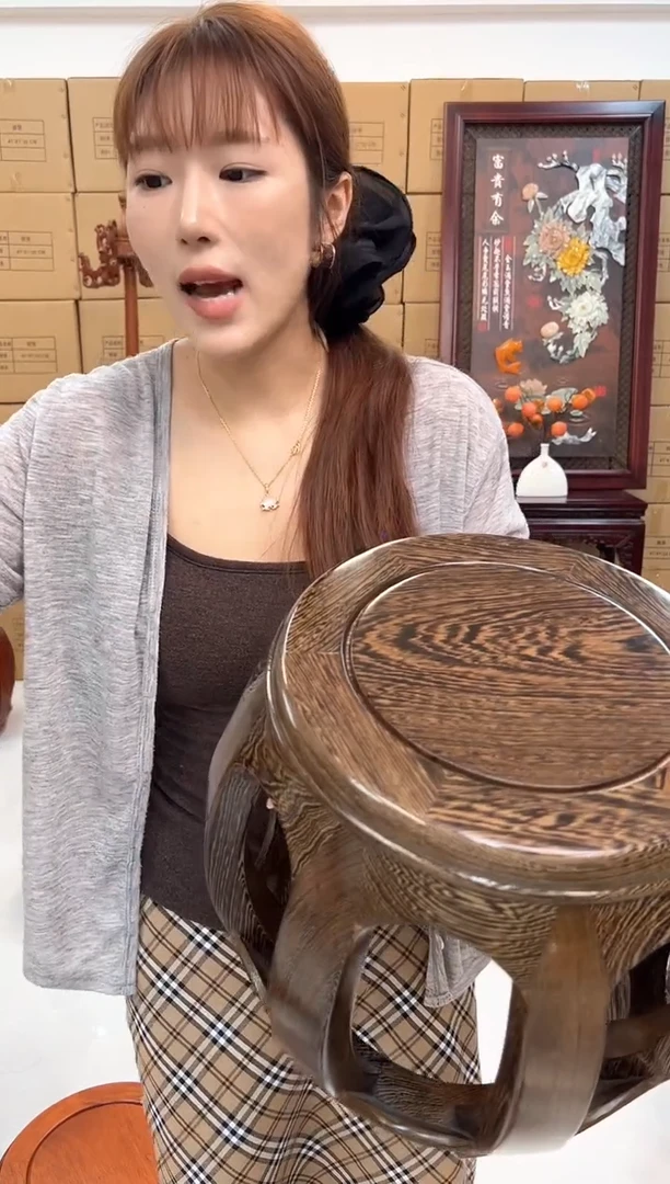 鸡翅木类家具国标鸡翅木小号鼓凳假一赔四