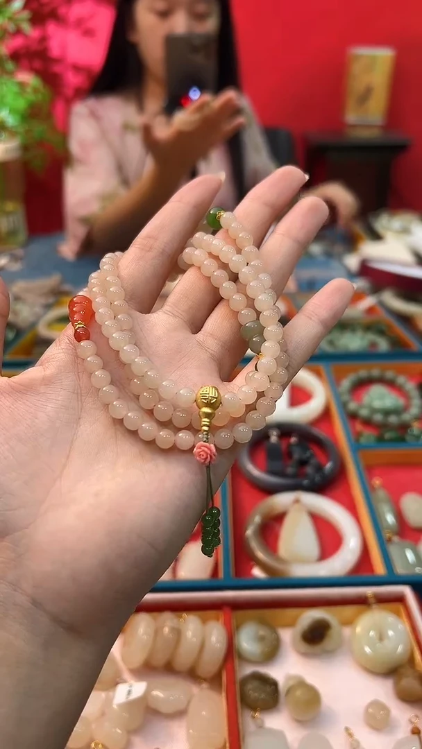 未镶嵌手串和田玉藕粉珠链
