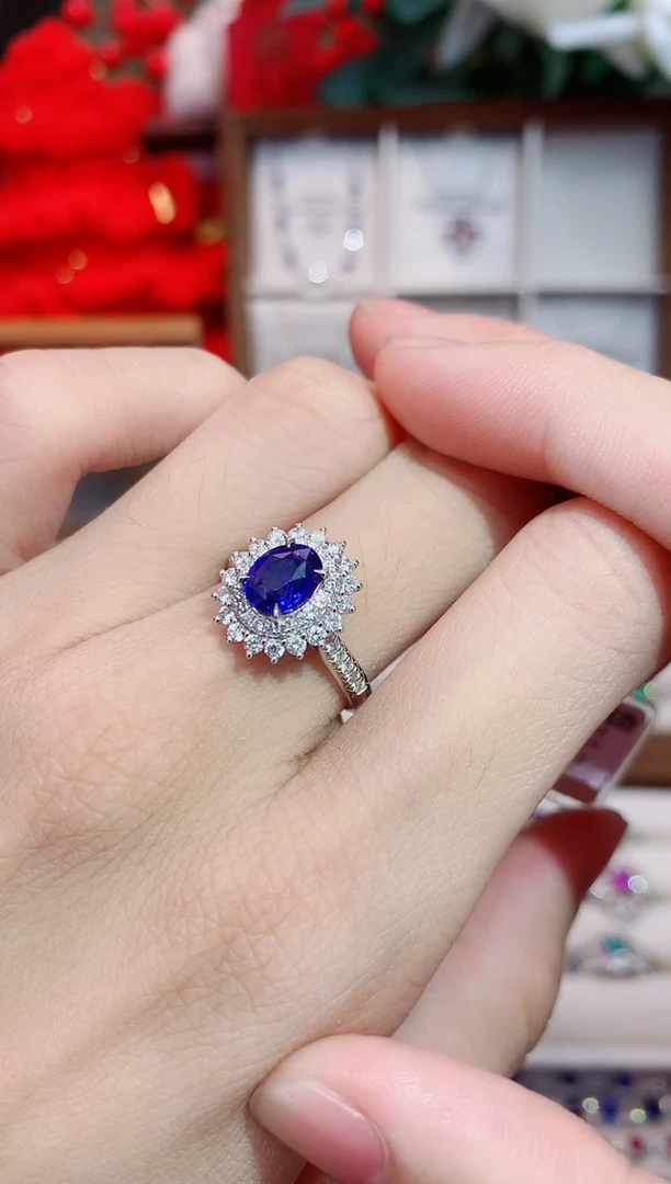 戒指蓝宝石18K金镶嵌1.51ct/天然宝石/七天无理由