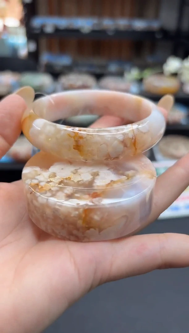 未镶嵌手镯石英质玉C126(59圈赠送镯心)