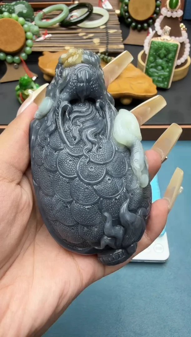 未镶嵌和田玉把件qh