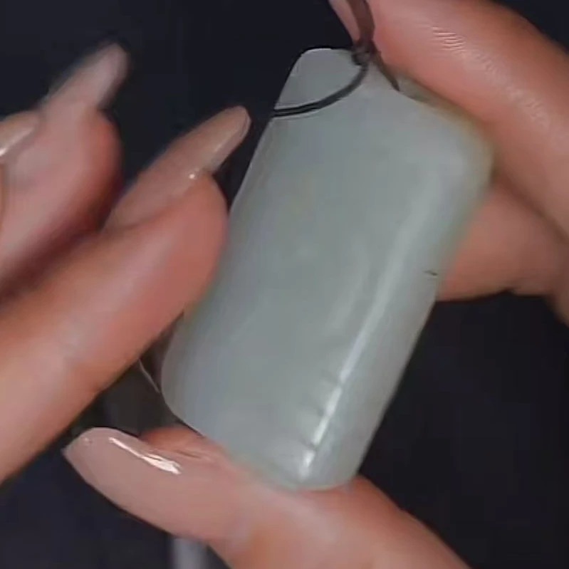 清代和田玉勒子1