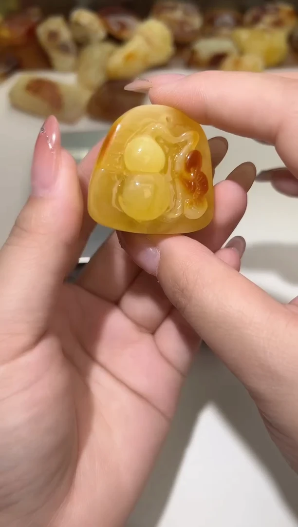 裸石琥珀未镶嵌琥珀蜜蜡吊坠