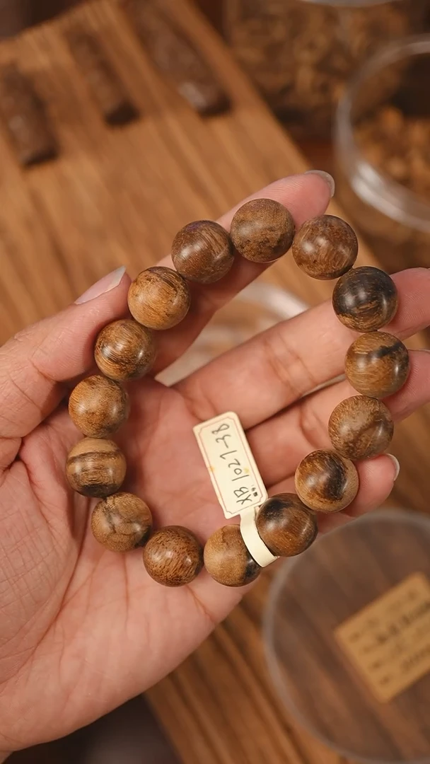 沉香手串海南熟结老料1.58-25.8克xb1027