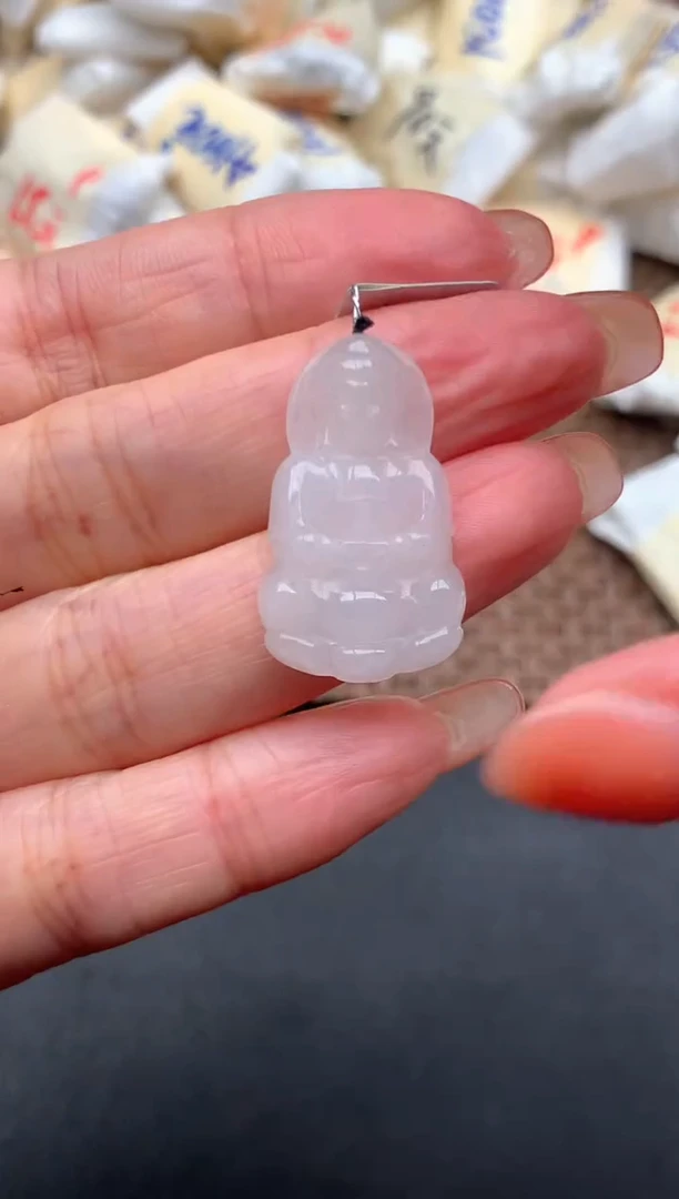 未镶嵌挂件翡翠1