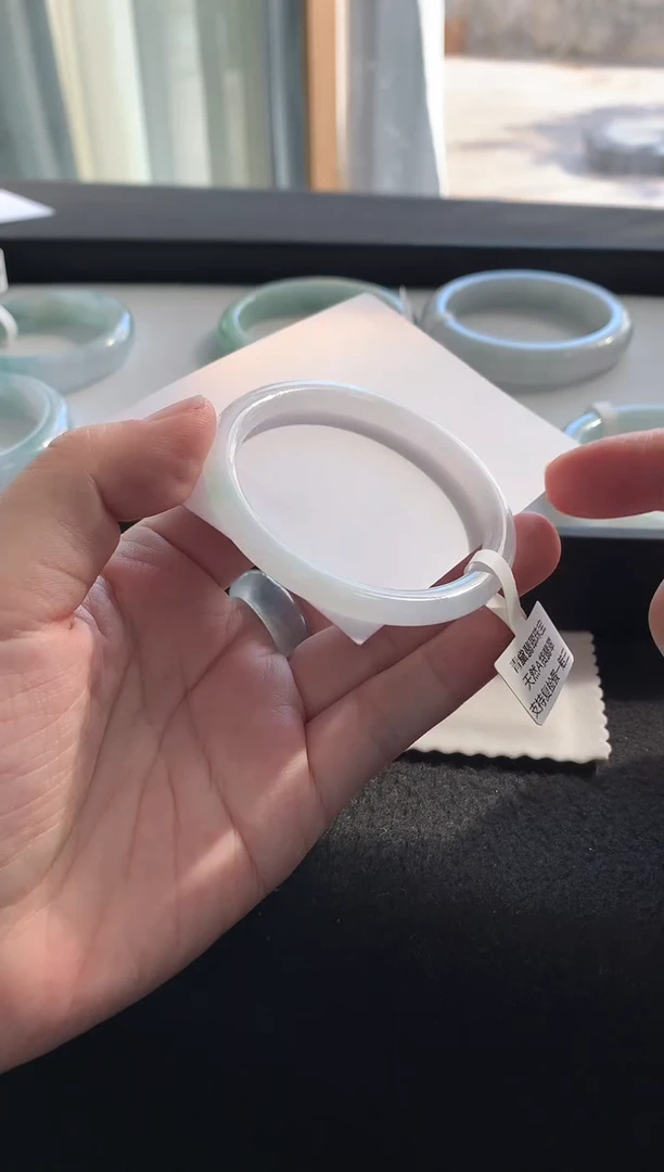 未镶嵌手镯翡翠51.5圆条Y4611买断