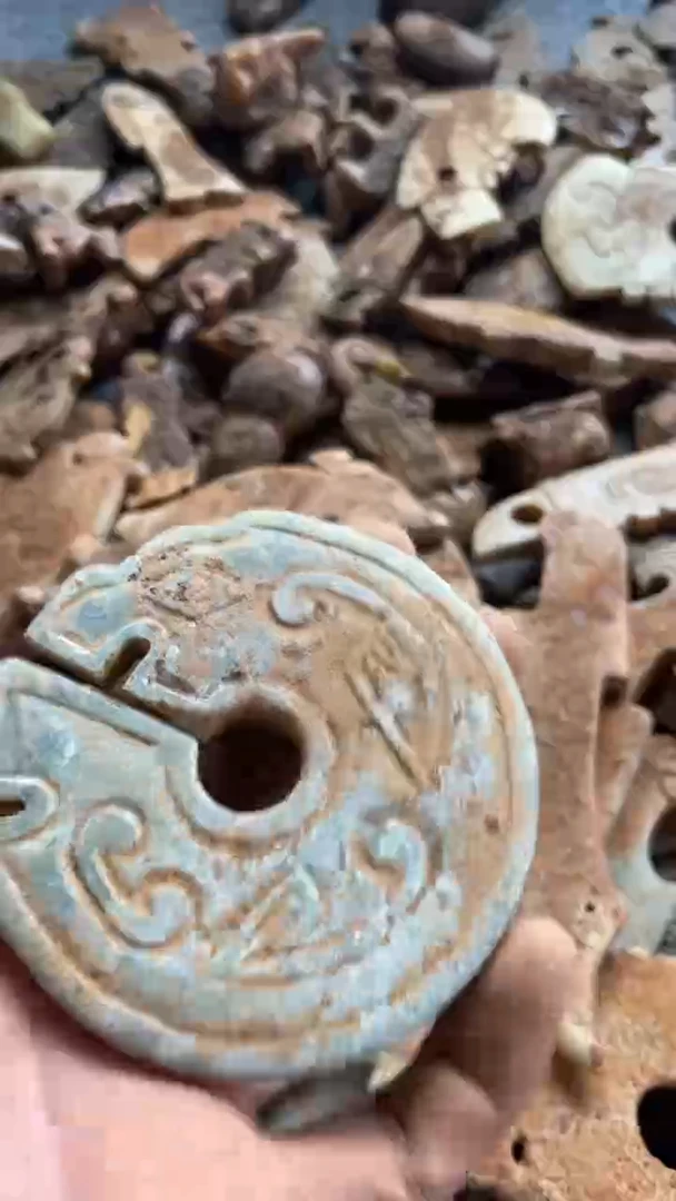 和田玉（糖玉）未镶嵌挂件东顺摆件链接1524654654