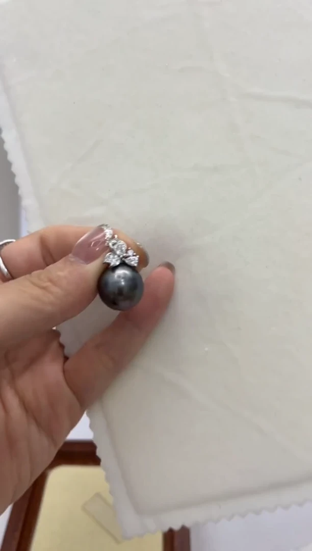 银S925镶嵌吊坠海水珍珠吊坠