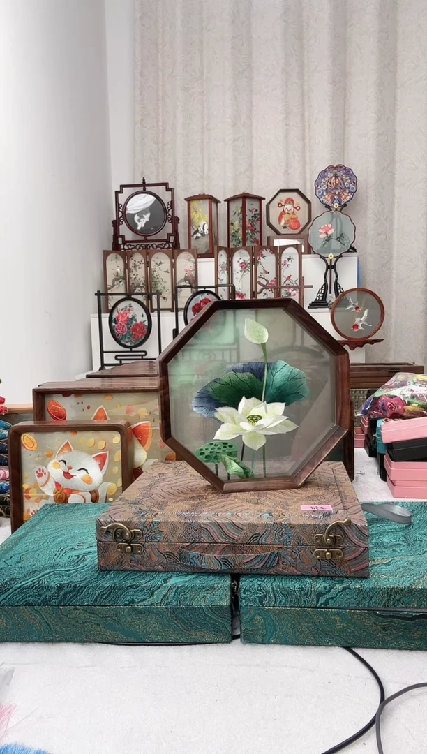 扇子1苏绣作品手工精品摆台