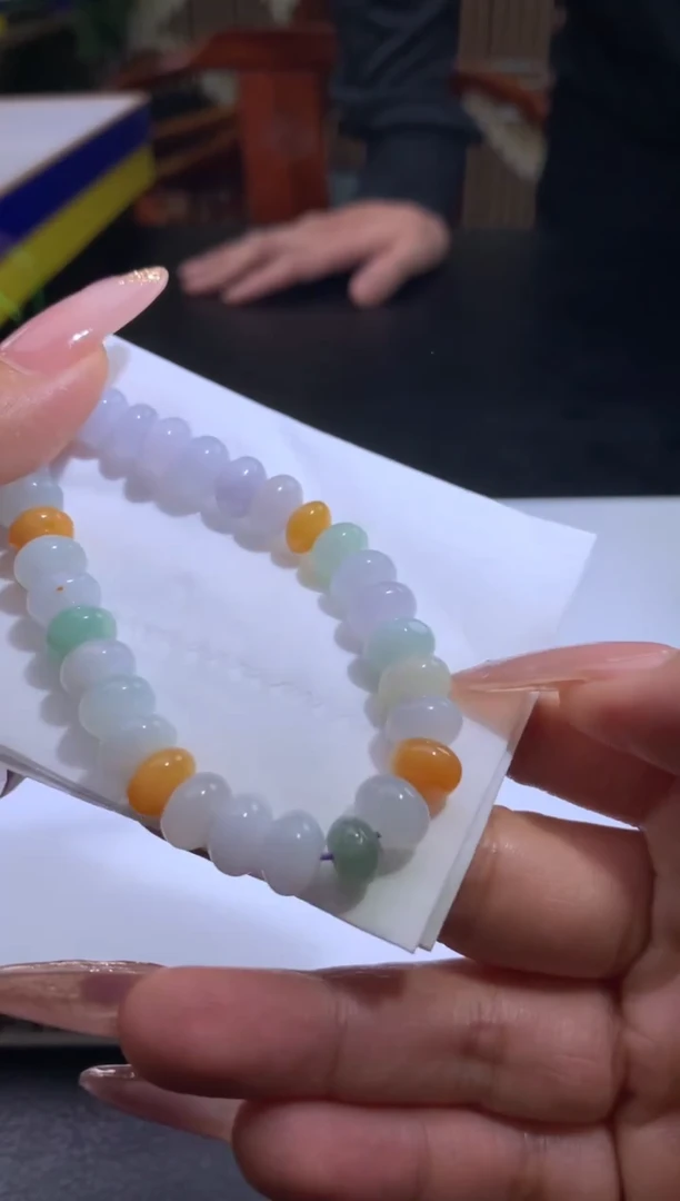 未镶嵌定制翡翠释*翡翠