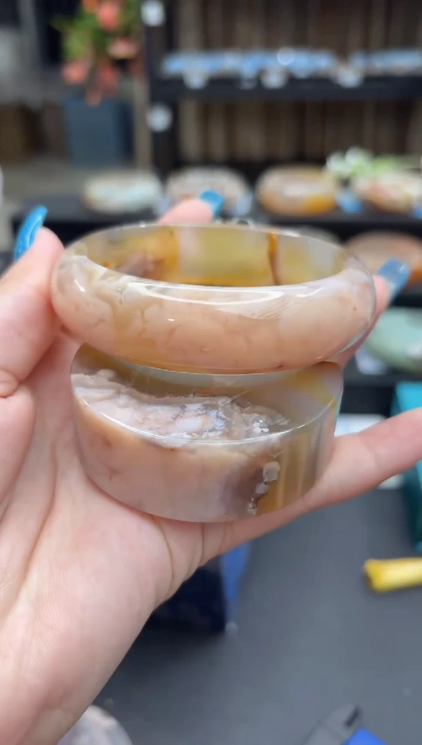 未镶嵌手镯石英质玉62(61圈赠送镯心)