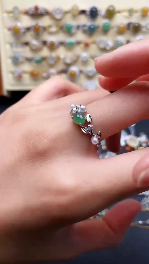 翡翠戒指银S925镶嵌444444444+1