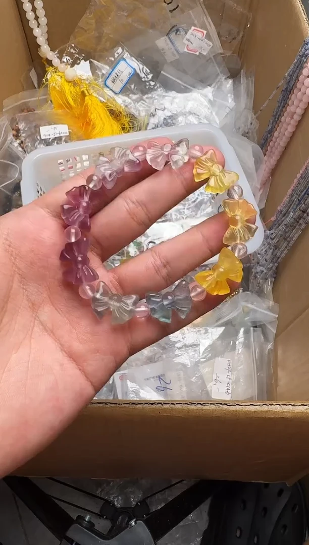水晶手串未镶嵌拍1送1朱砂