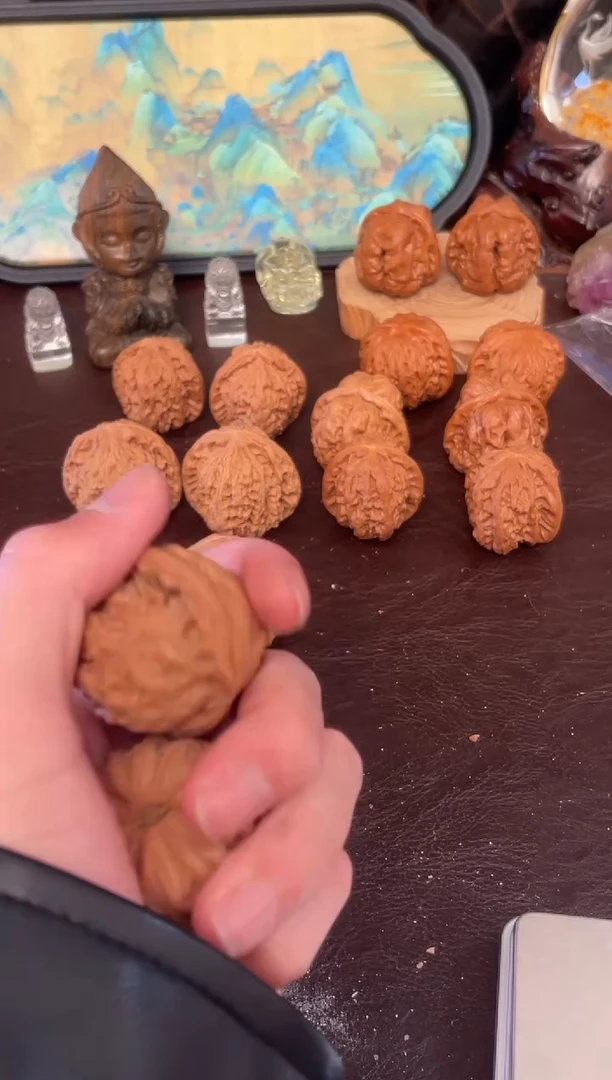 把件文玩核桃白狮子