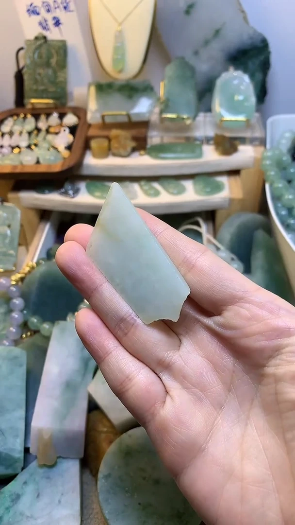 未镶嵌挂件翡翠缅甸A货翡翠,没有运费险,有纹有裂
