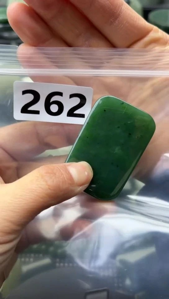 未镶嵌和田玉珠宝半成品牌子