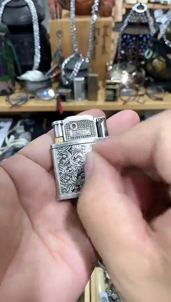瓷片闪购商品  如图所示