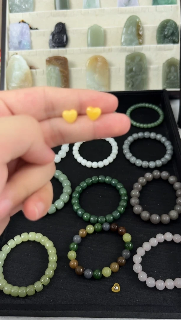 蜜蜡未镶嵌耳饰爱心款耳钉-112577