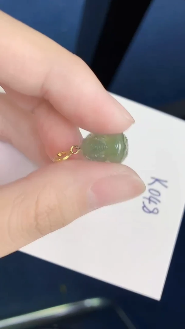 颈饰未镶嵌翡翠天然翡翠缅甸A货