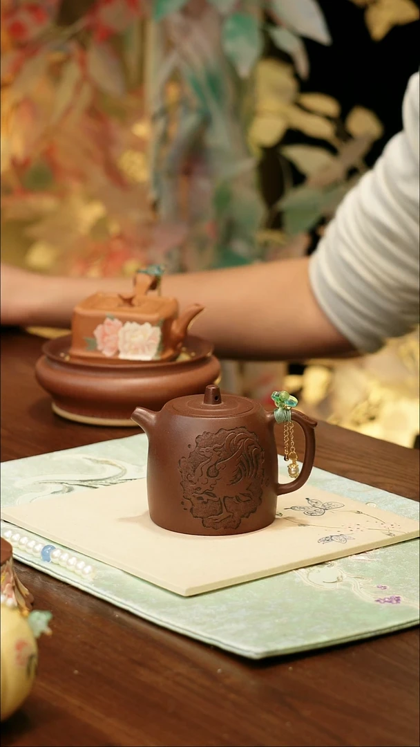 宜兴原矿手工紫砂壶