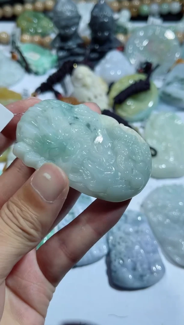 【闪购商品】翡翠颈饰未镶嵌00005908