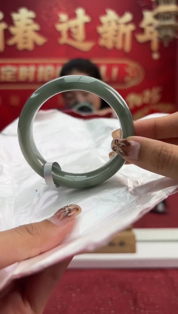 【闪购商品】翡翠手镯未镶嵌3手镯