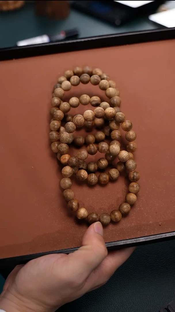 沉香手串【蒙】CT814 正区达拉干天然沉香多样性发一