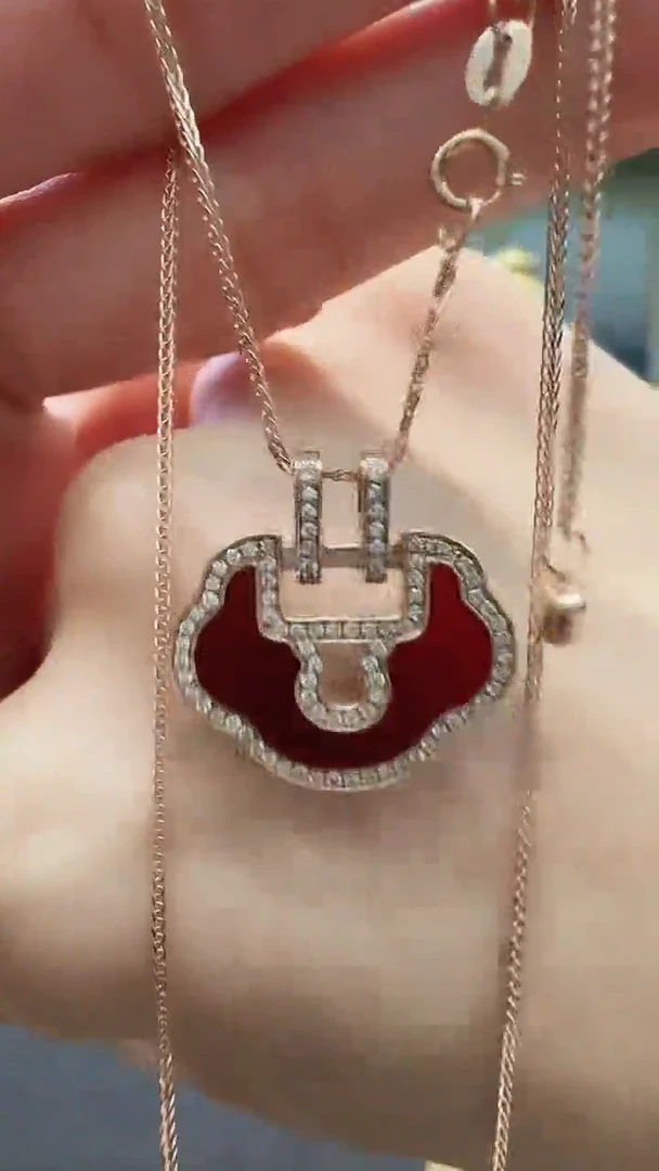 定制玛瑙18K金镶嵌18K金钻石如意吊坠