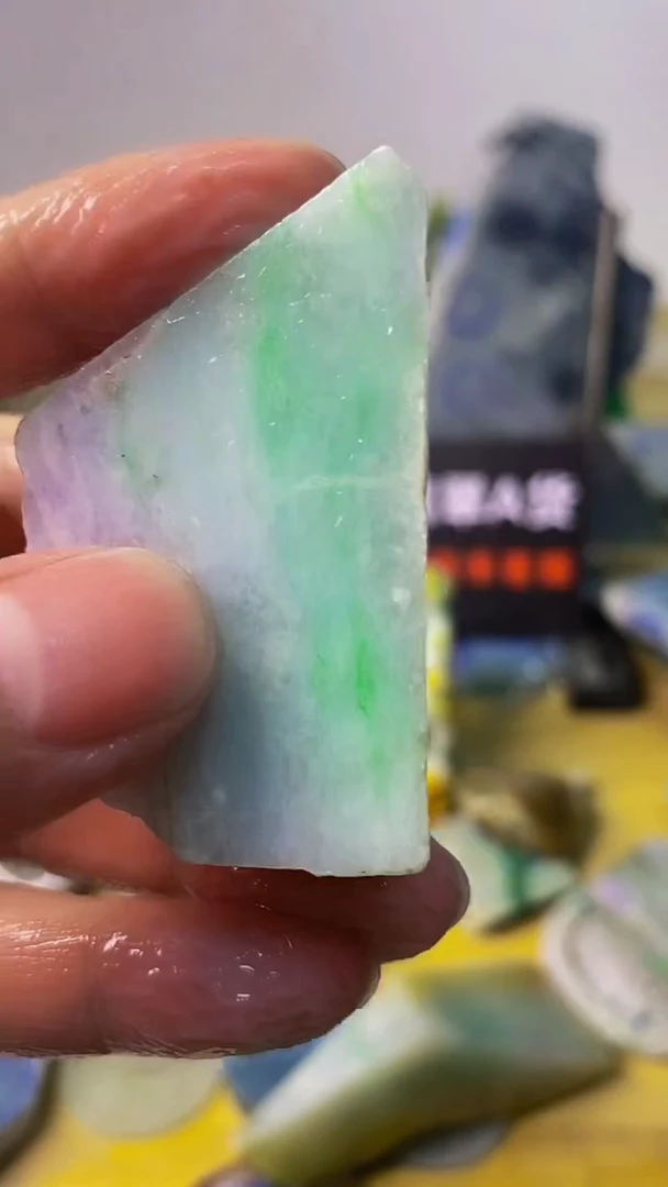 翡翠裸石未镶嵌天然缅甸翡翠A货090