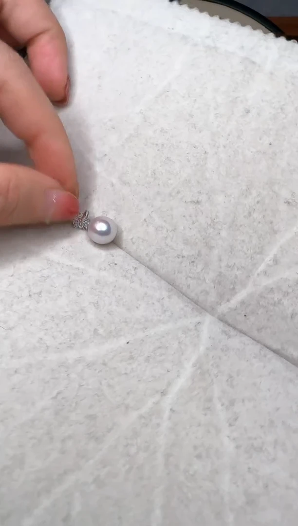 【闪购商品】淡水珍珠颈饰银S925镶嵌14号极光项链