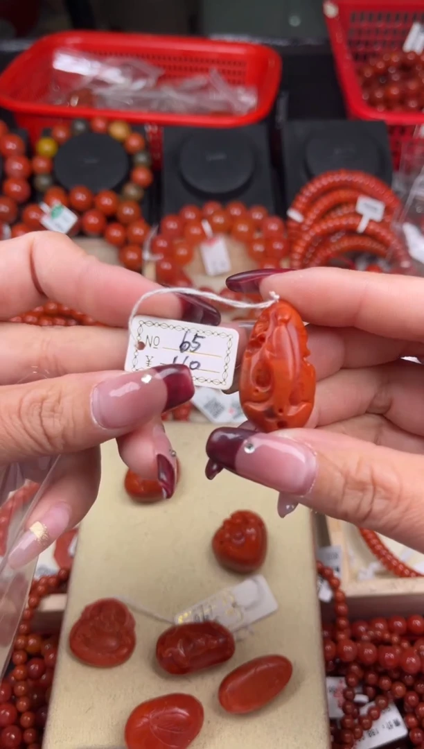 【闪购商品】南红玛瑙珠宝奇石未镶嵌65