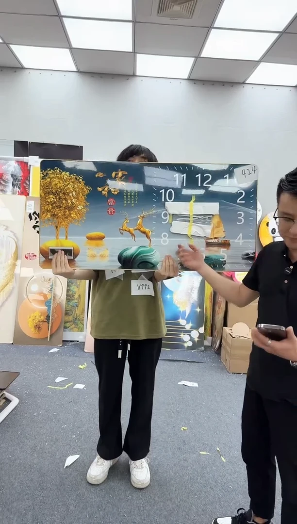 圆形孤品微瑕黑马闪购424