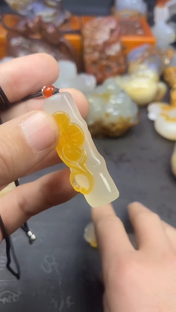 【闪购商品】玛瑙/玉髓吊坠未镶嵌1