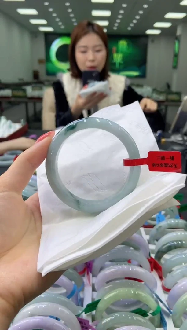 未镶嵌手镯翡翠0055853