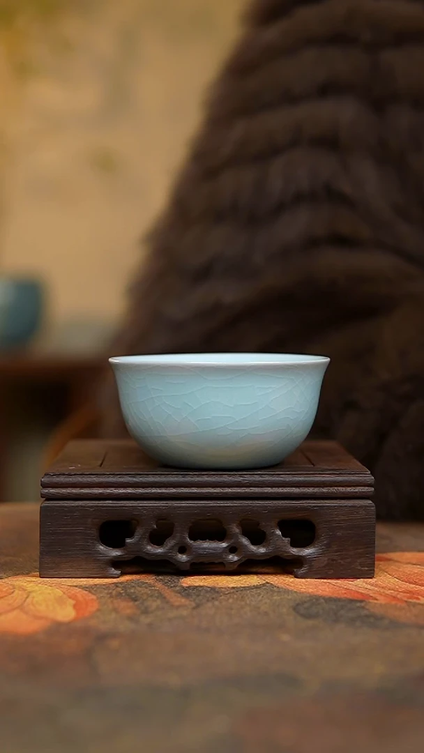 杯仿古月白精工鸡缸杯一级