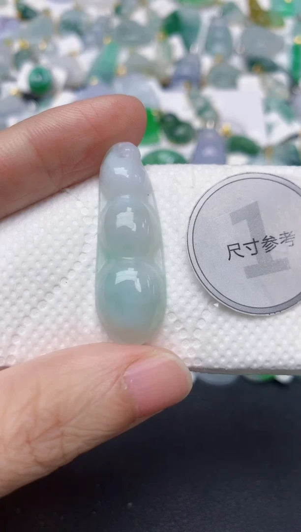 颈饰未镶嵌翡翠天然缅甸A货翡翠