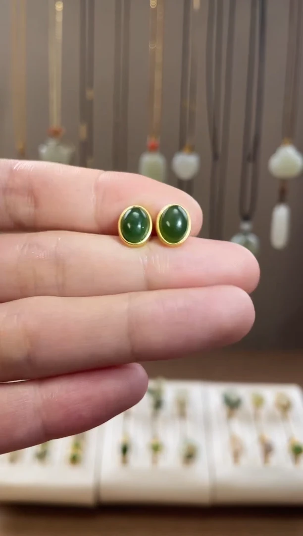 颈饰银S925镶嵌和田玉和田玉耳钉