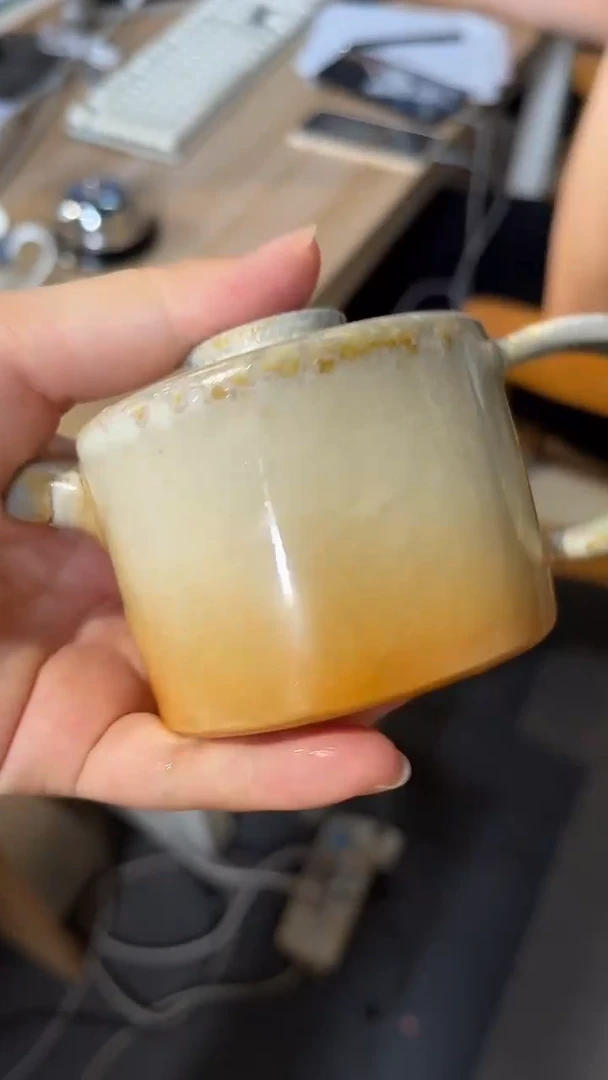 壶381号容量100-120ML 中白泥