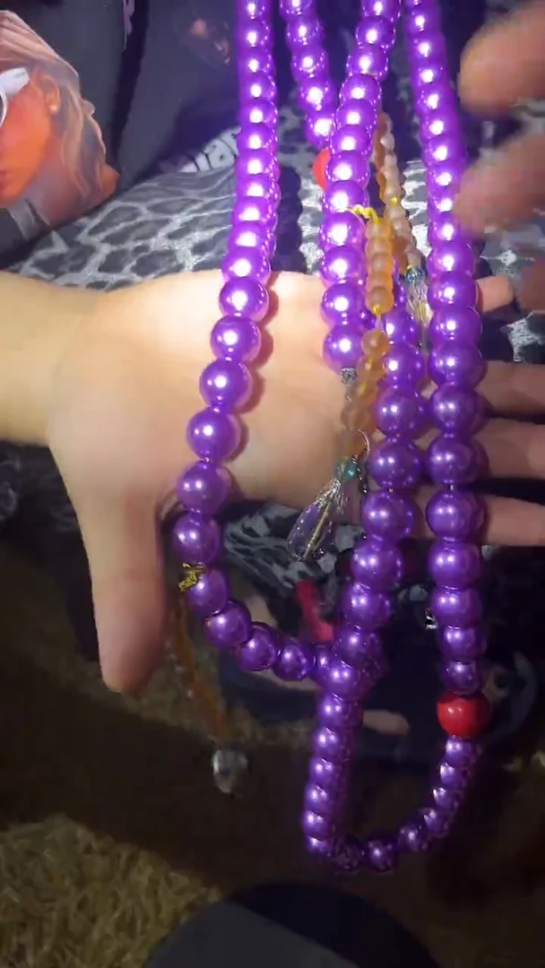 吊坠贝壳紫色珠珠项链