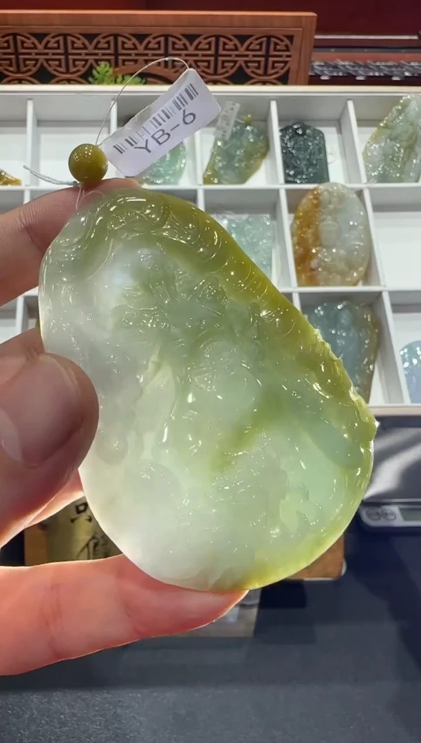 未镶嵌挂件翡翠A货翡翠多样性孤品