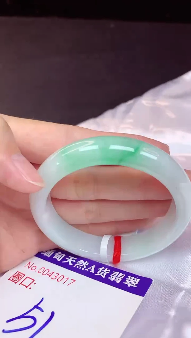 未镶嵌手镯翡翠51