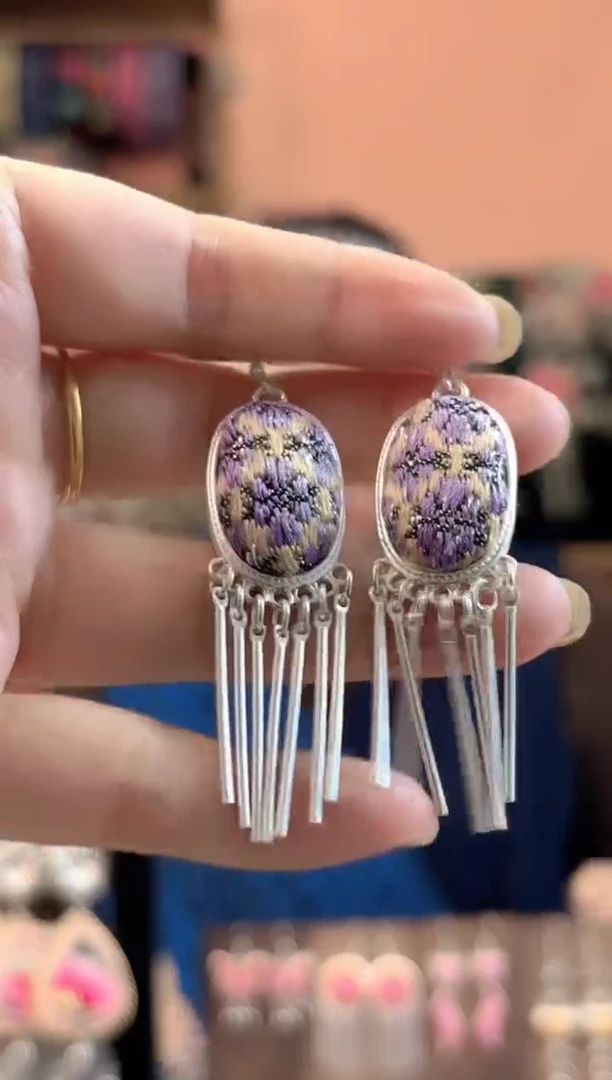 织绣艺枝独绣手工饰品428