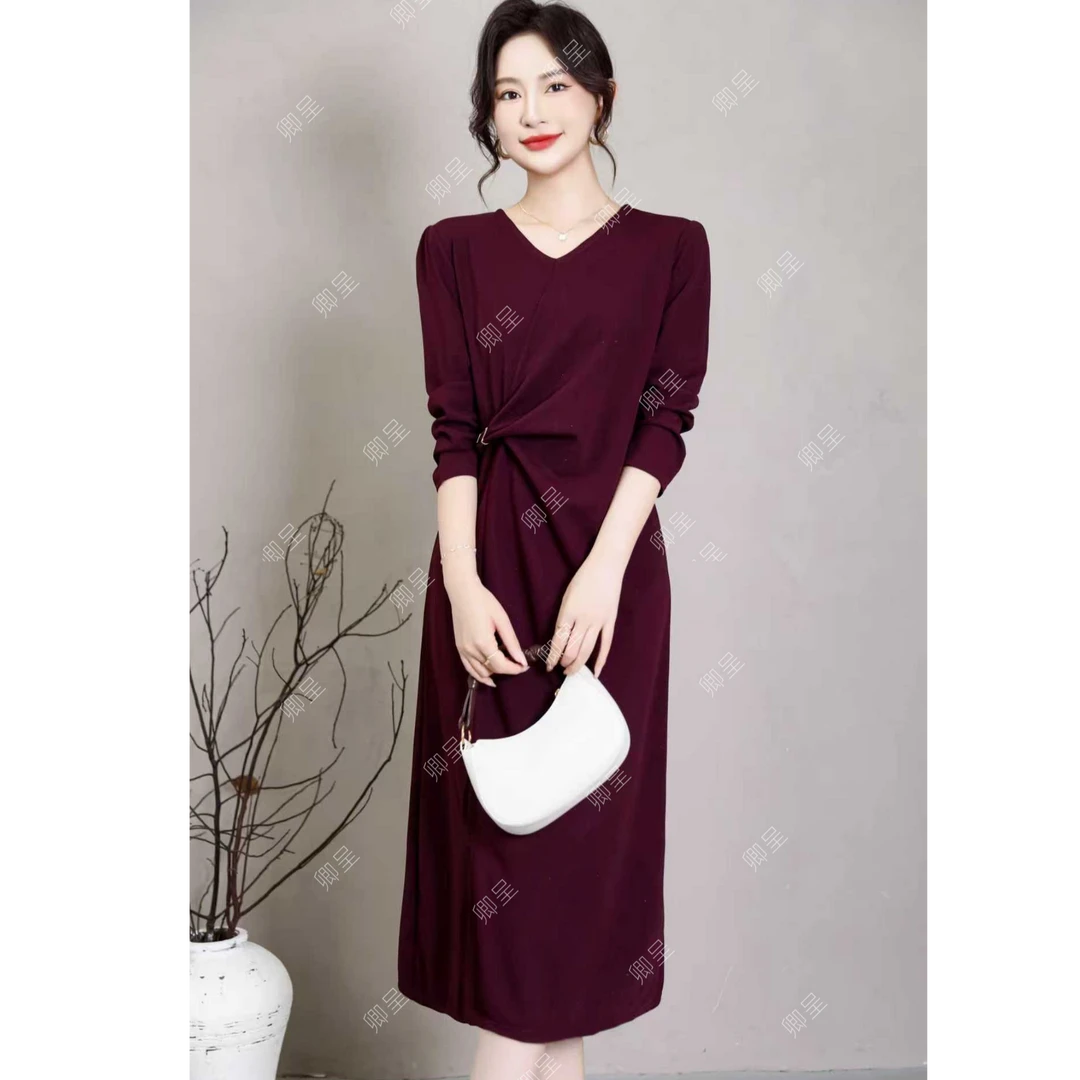 Y1393初秋设计师款高弹力修身法式连衣裙V领知性气质收腰显瘦
