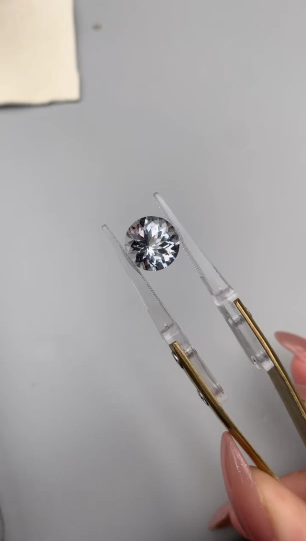 绿柱石裸石3.8ct白海蓝定制fc