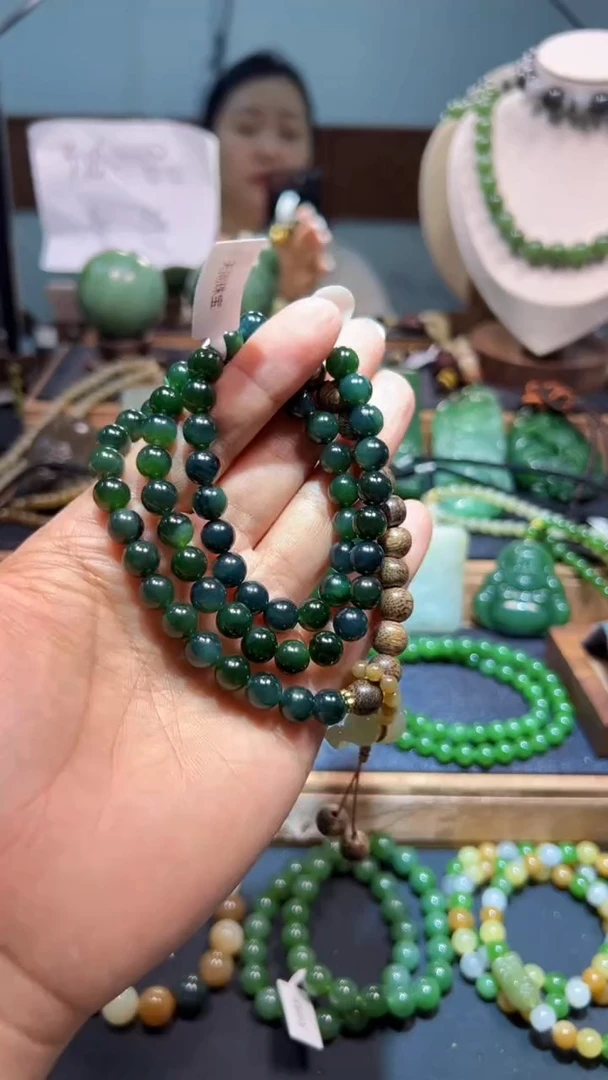 颈饰未镶嵌和田玉多样性发一